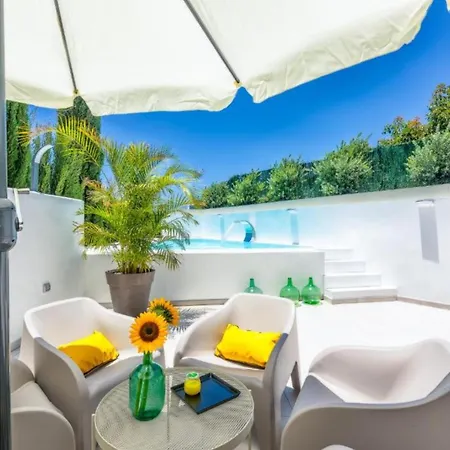 Villa Bayton House *